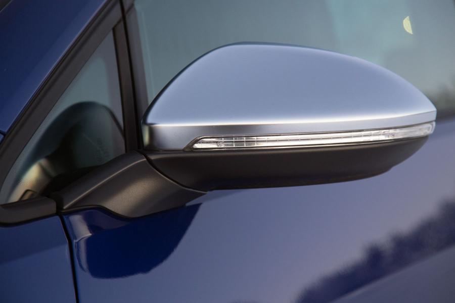  Volkswagen Golf R 5-Door 2013 года  (фото 27 из 100)